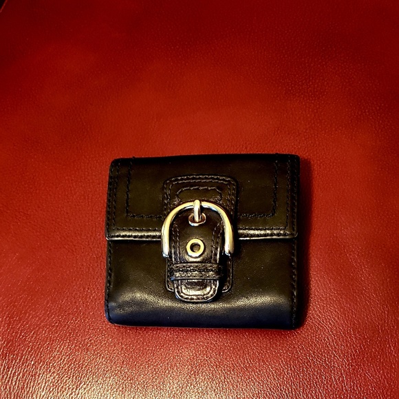 Coach Handbags - Coach leather wallet
